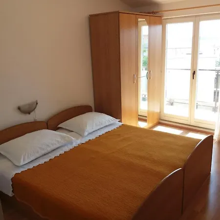 Viktoria Apartment *