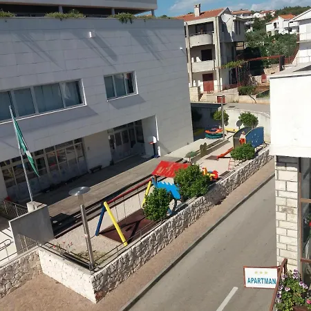 Apartment Viktoria Primosten