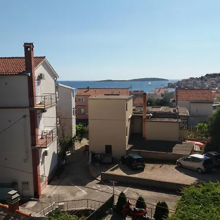 Viktoria Apartment Primosten
